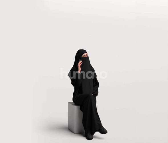 3_Humano_2403_Saudi_Arabia_–_Sitting_2