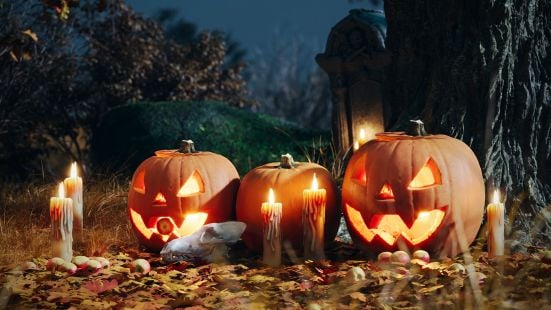 Evermotion_Halloween_Scene_cam_09_2560x1440