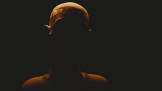 How to Set up Low Key Lighting, Using Just One Lamp?