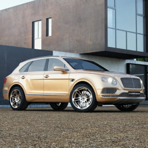 Luxury Colossus! Bentley Bentayga 2015