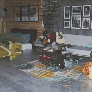 retro bedroom