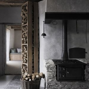 Rural Country House: Beauty of Ageing